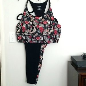 Torrid active 2pc set size 3